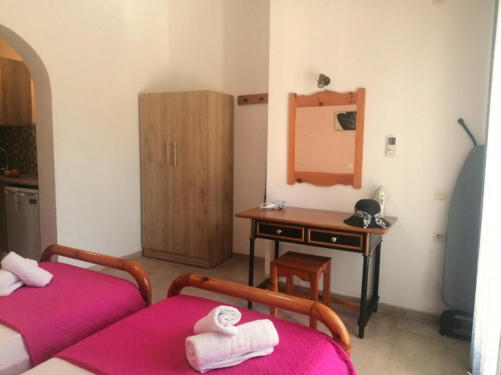 Nikos Apartments 1 กาวอส ภายนอก รูปภาพ