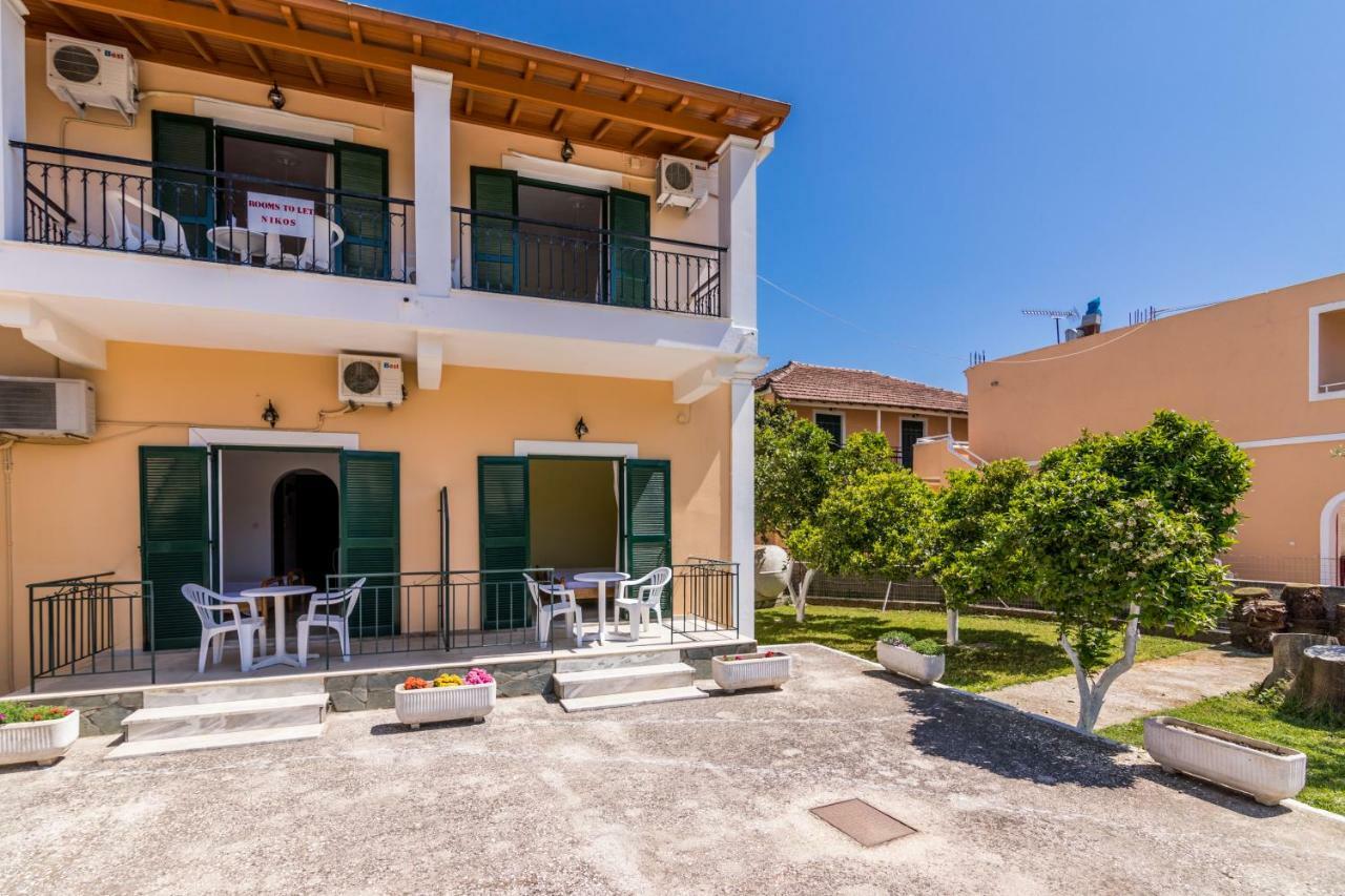 Nikos Apartments 1 กาวอส ภายนอก รูปภาพ